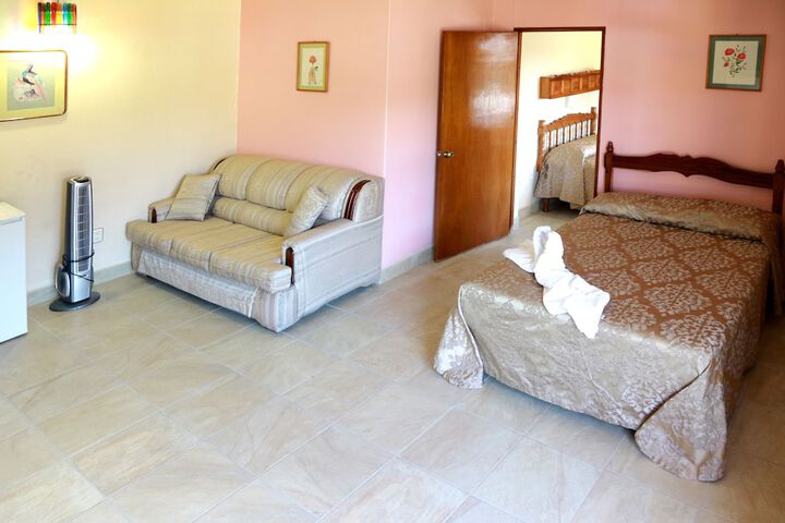 Room 4 of 50
