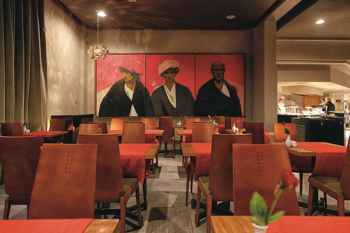 Dining 54 of 83