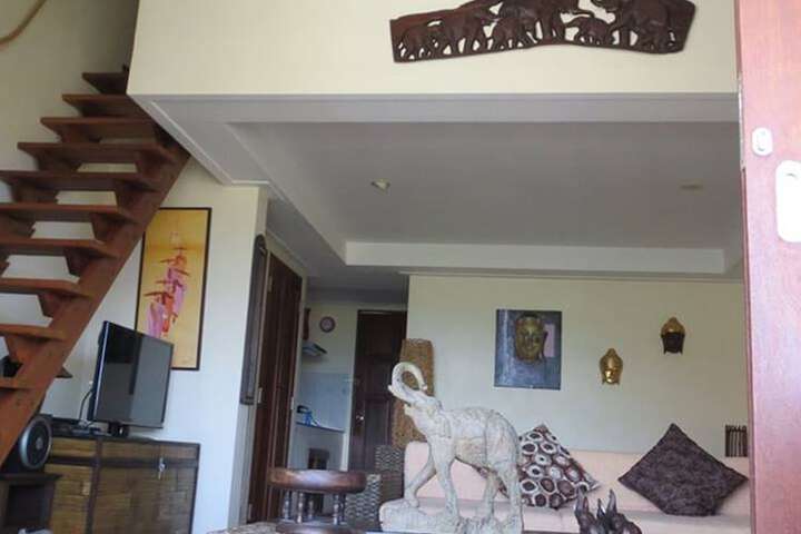Room 10 of 20