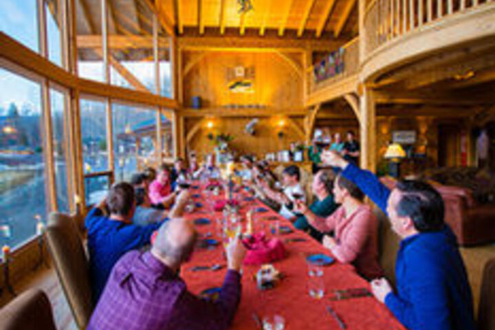 Dining 9 of 47