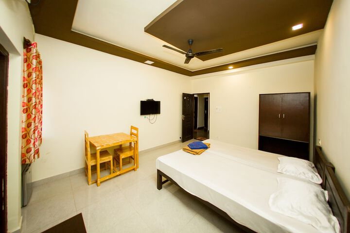 Room 84 of 144