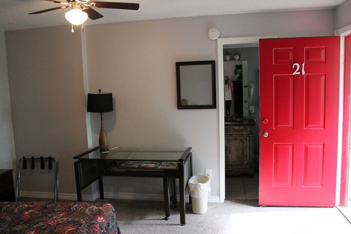 Room 69 of 219