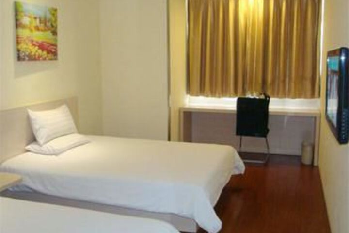 Room 19 of 61