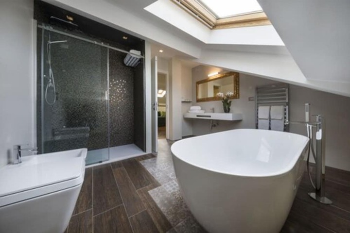Bathroom Interior Photo