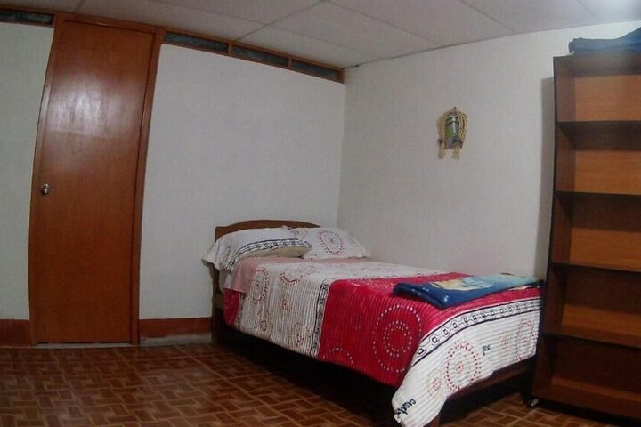 Room 7 of 39