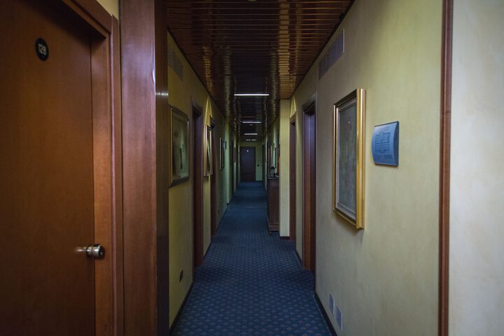 Ballroom/Hall 51 of 54