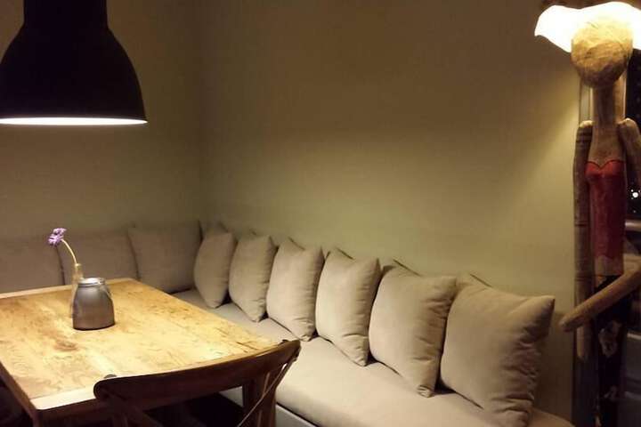 Room 21 of 48