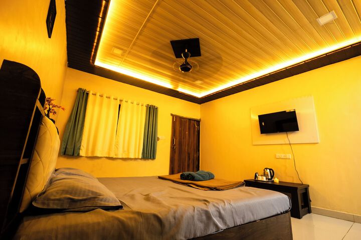 Room 18 of 49
