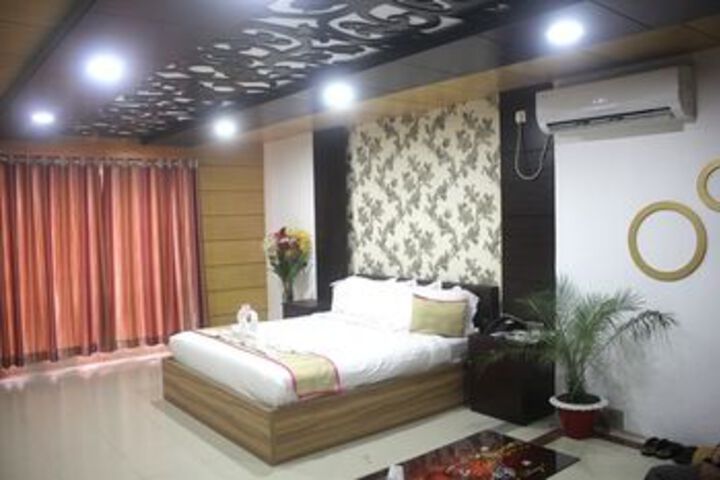 Room 21 of 57
