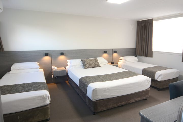 Room 18 of 60