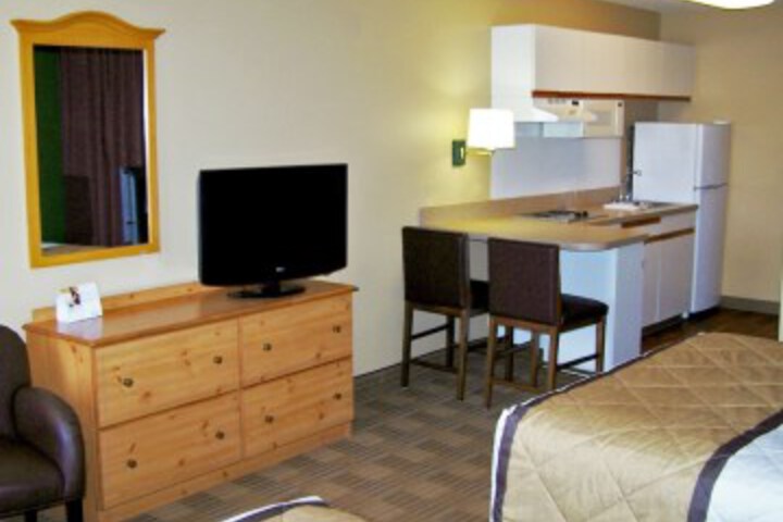 Room 14 of 35