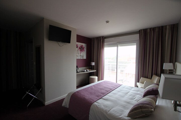 Room 16 of 41