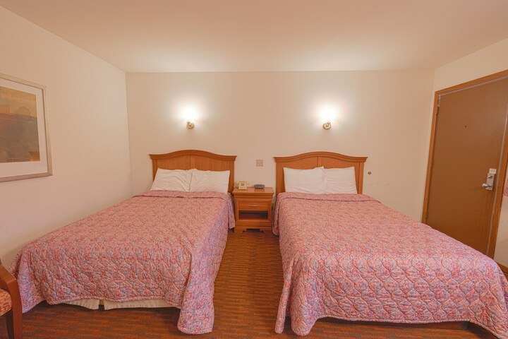 1 King Bed (17 of 22)