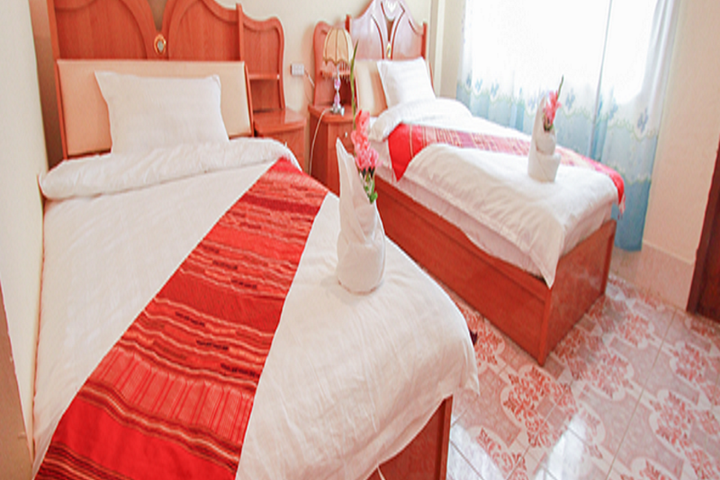 Room 2 of 2