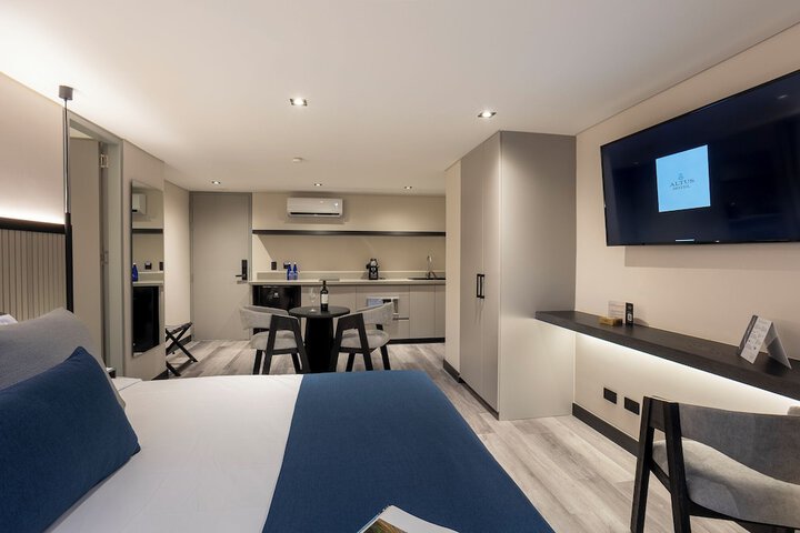 Room 3 of 22