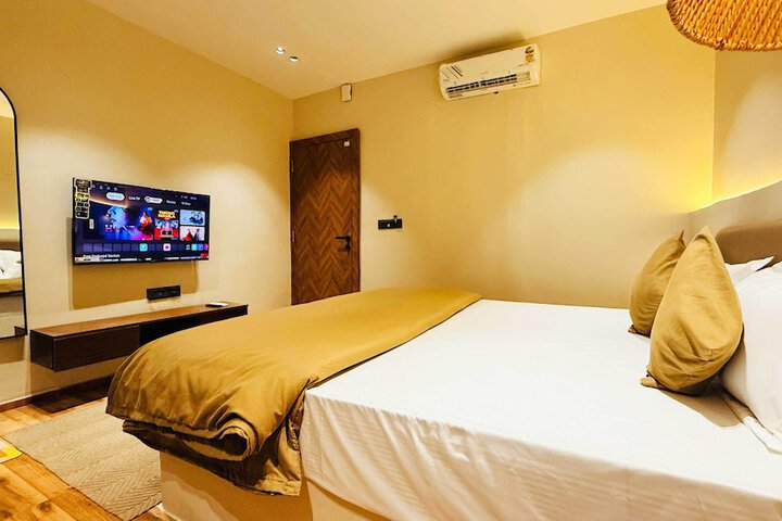 Room 89 of 104