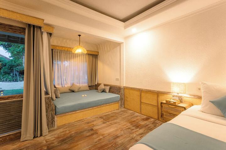 Room 10 of 91