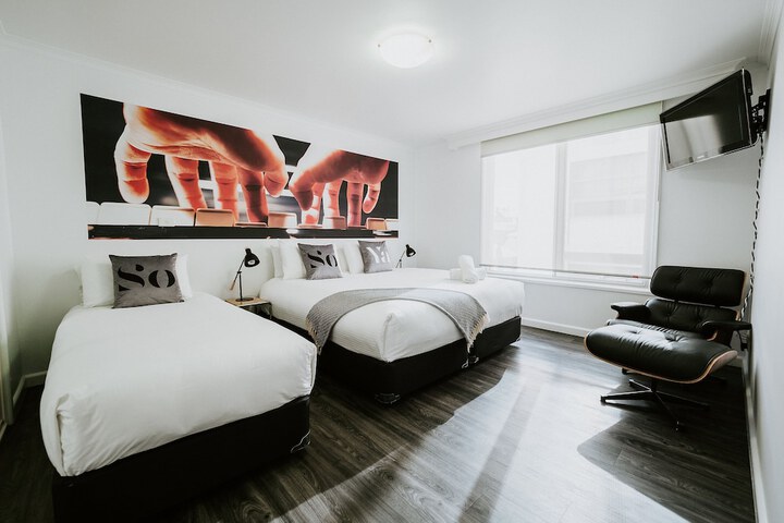 Room 11 of 51