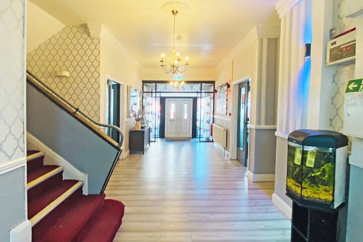 Hotel 2 of 41