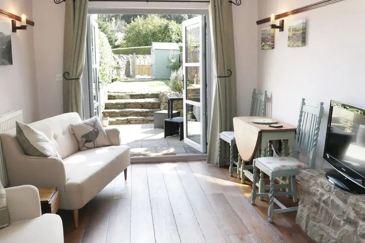 Terrace/Patio 7 of 12