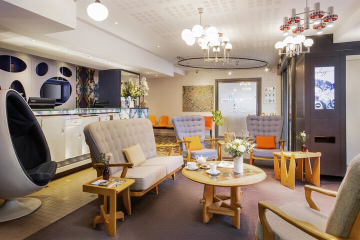 Lobby Photo