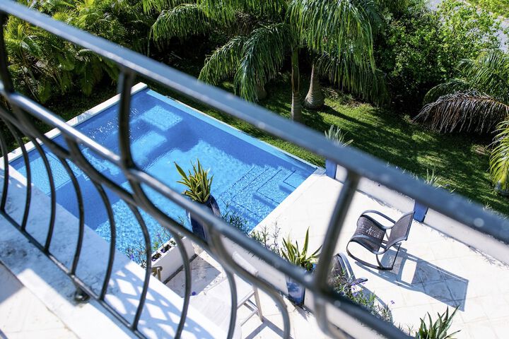 Ocean View Home RO004