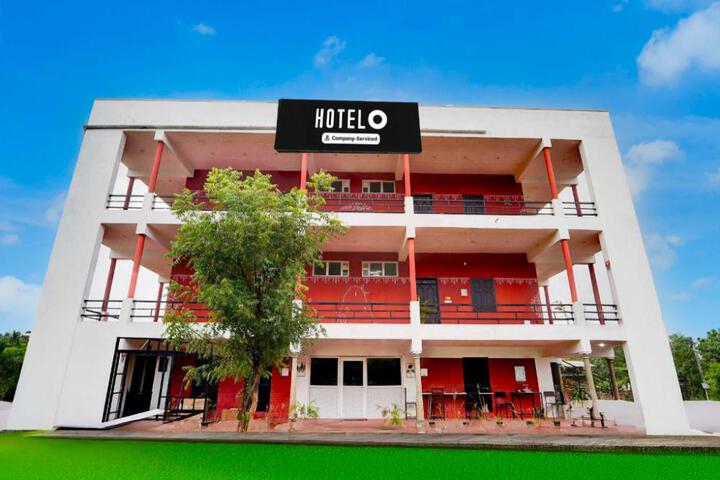 Townhouse Irrutupalam Near Isha Yoga Center