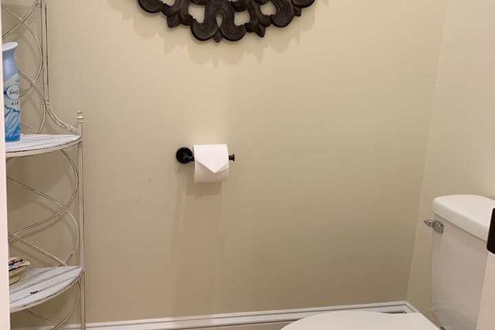 Room 37 of 47