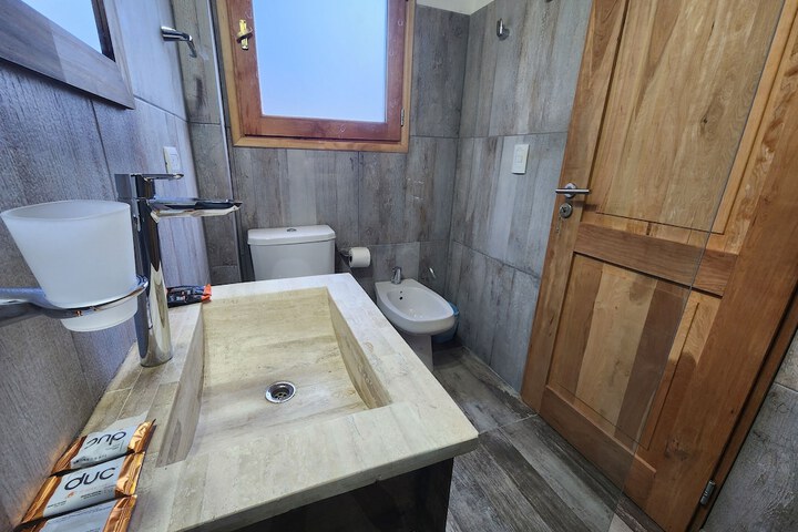 Room 30 of 48