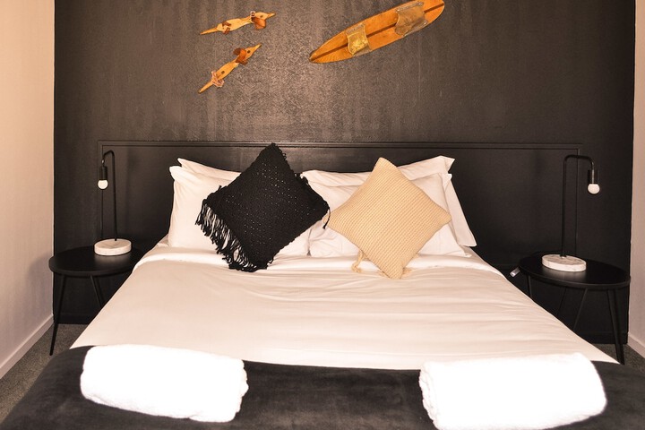 Room 25 of 74