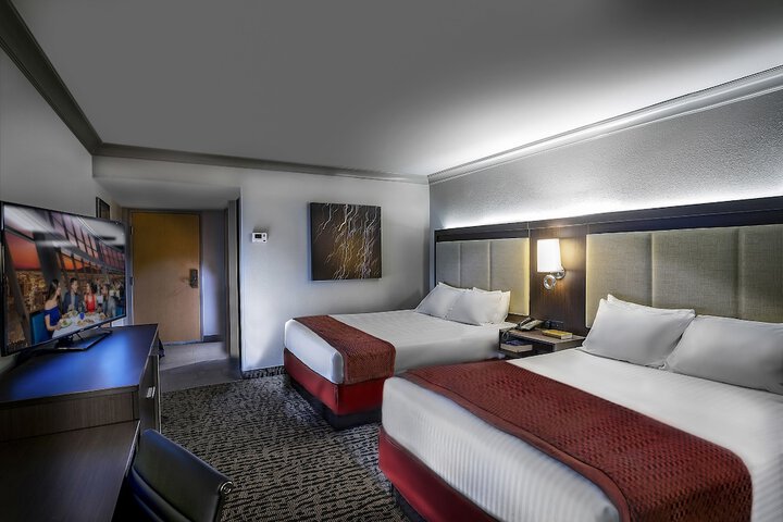 Room 10 of 178