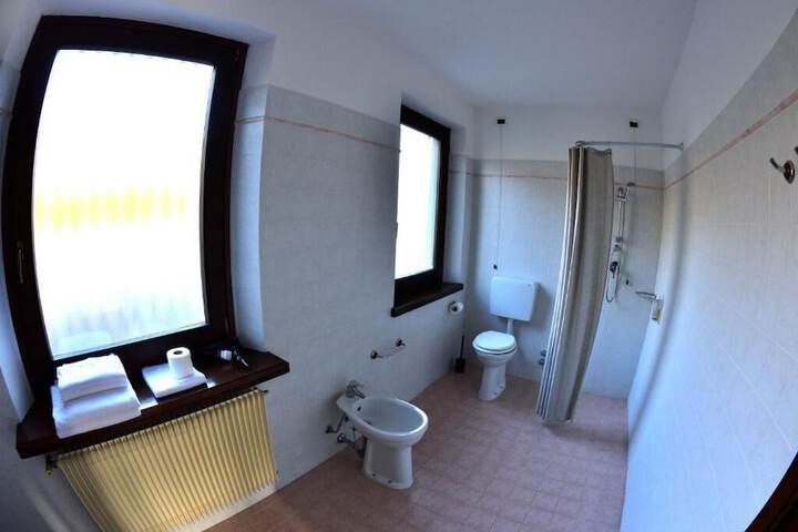 Room 17 of 59