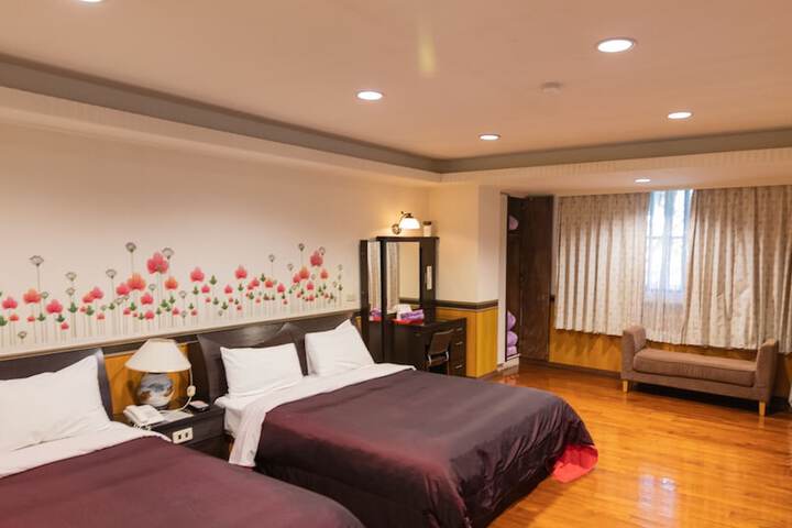 Room 49 of 122