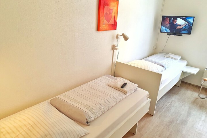 Room 28 of 156