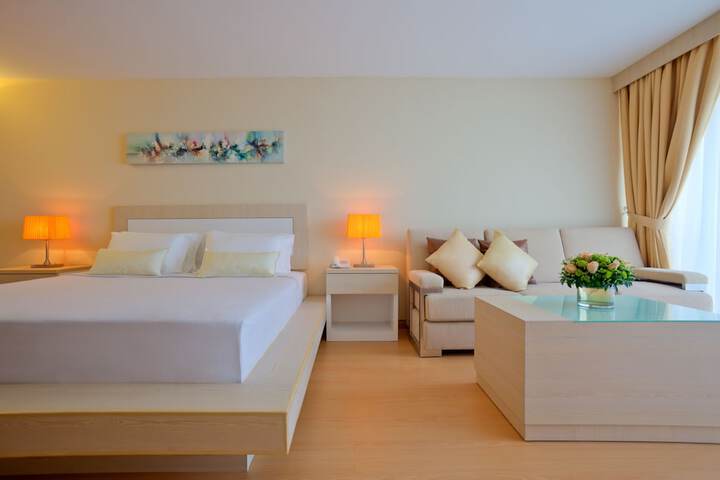 Room 10 of 56