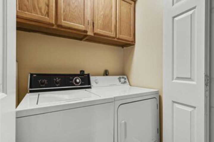Laundry 13 of 24