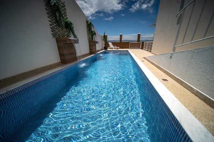 Pool 23 of 47