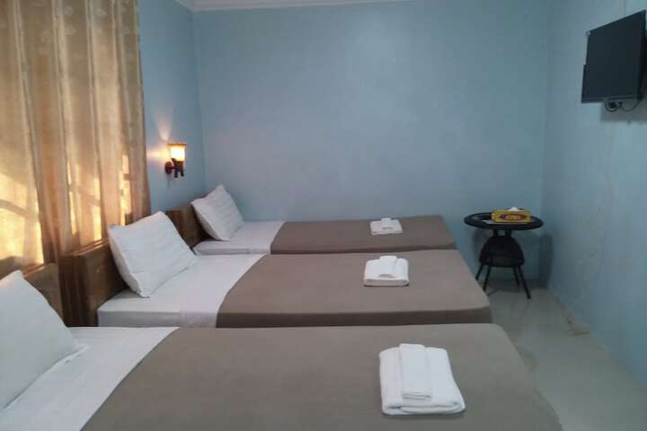 Room 3 of 35