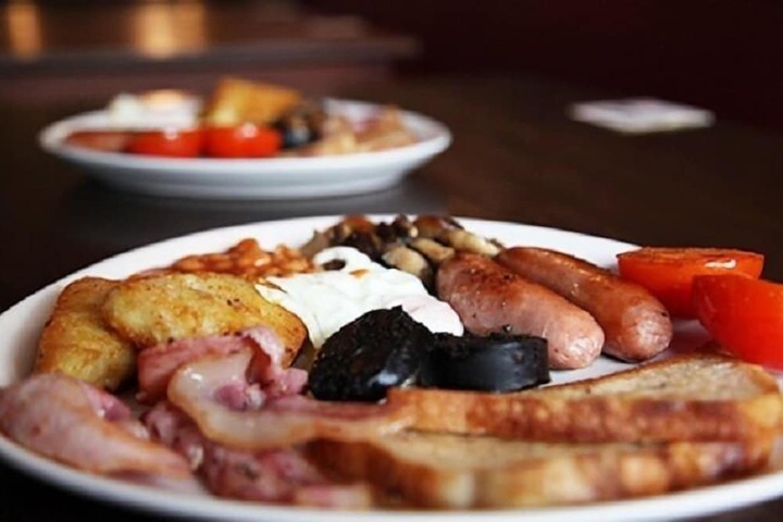 Breakfast/Coffee Service 36 of 47
