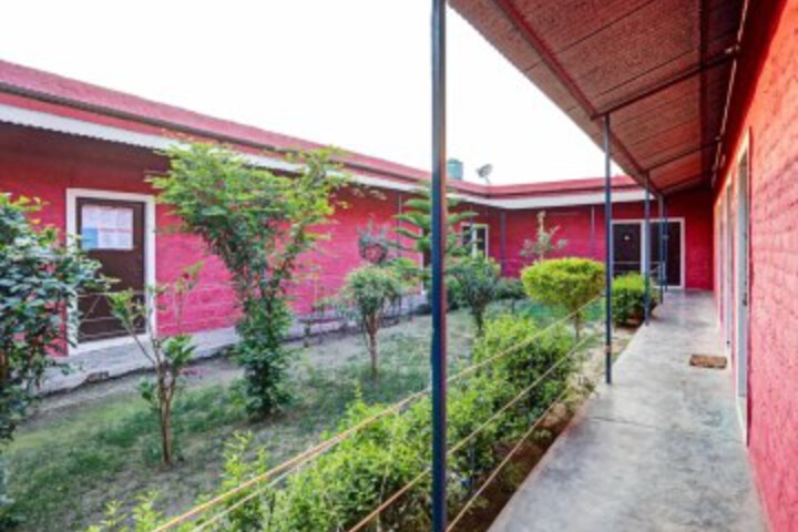 OYO 83960 a s Hotel