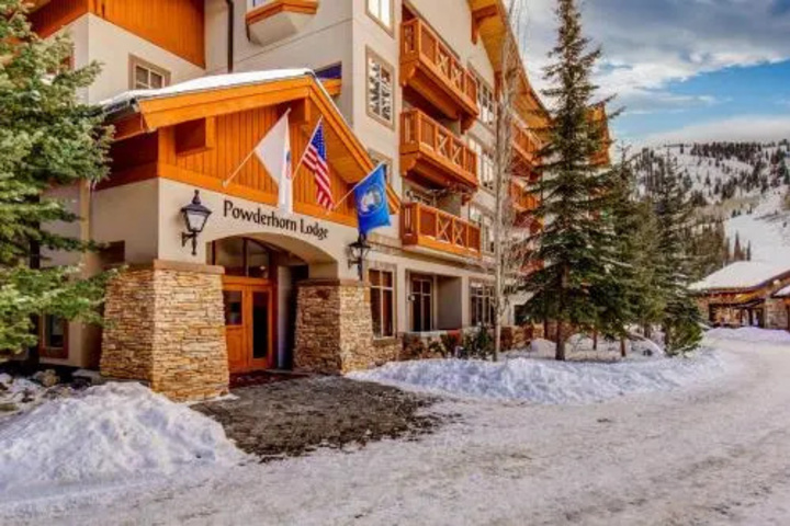 Photo of Powderhorn Lodge