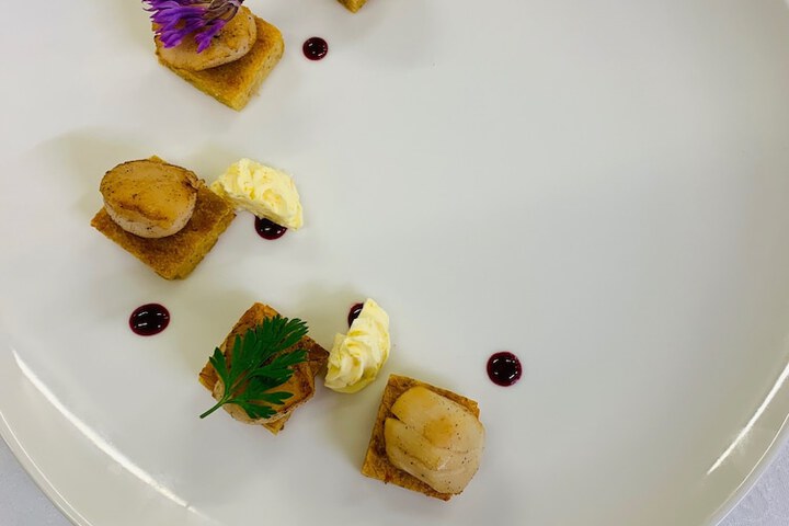 Dining 184 of 278