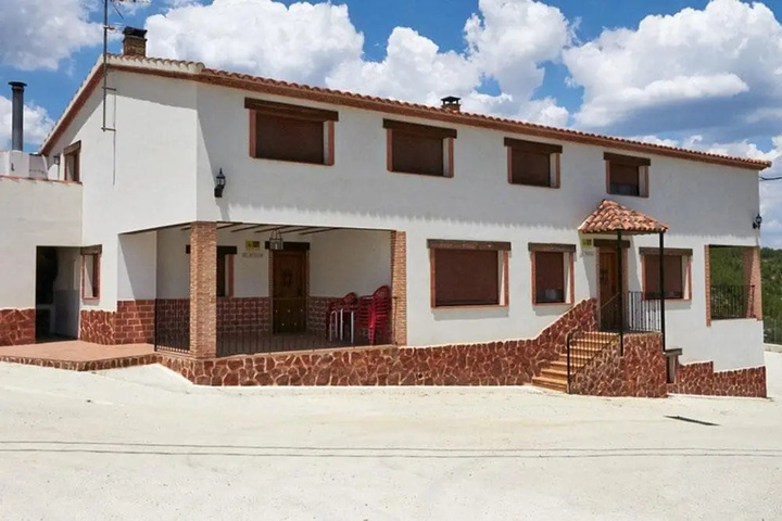 House With 6 Bedrooms in Albacete With Wonderful Mountain View, Pool Access and Enclosed Garden