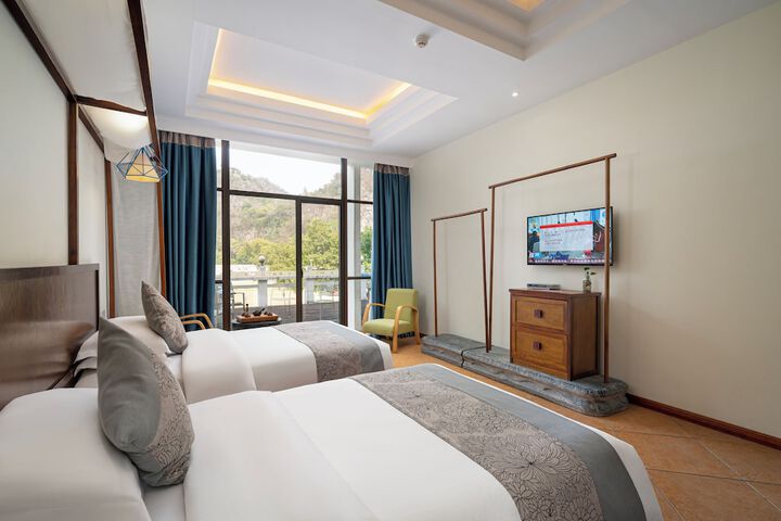 Room 45 of 161