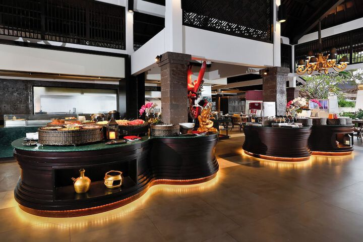 Dining 64 of 81