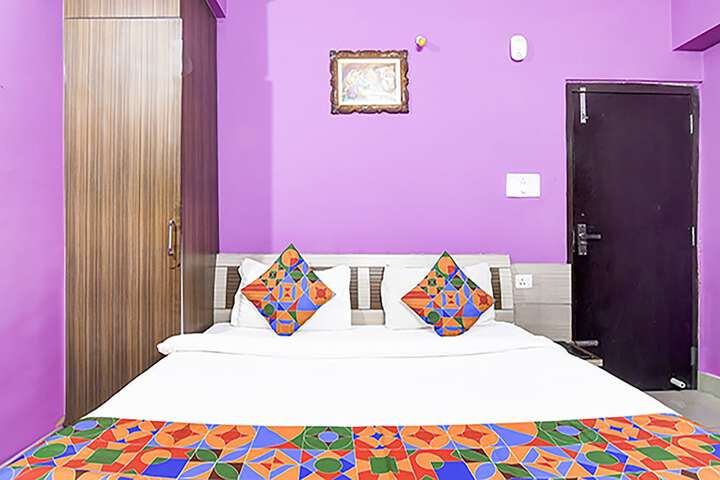 Room 19 of 28