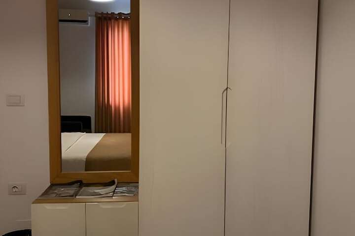 Room 19 of 58