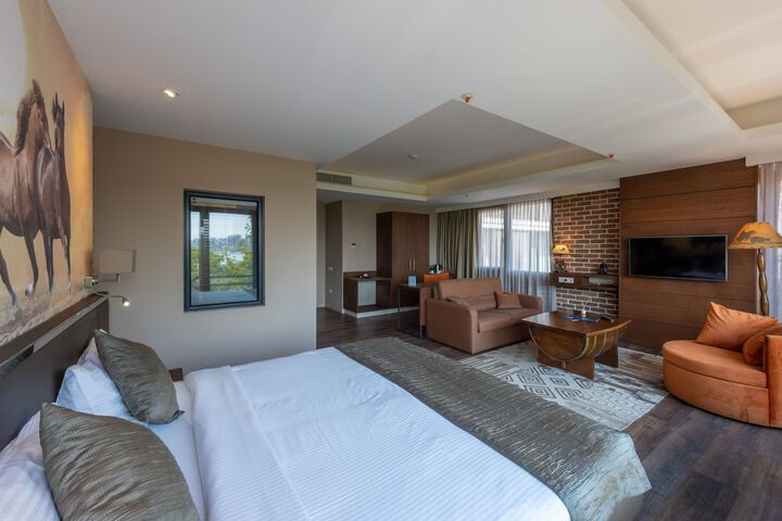 Room 14 of 43