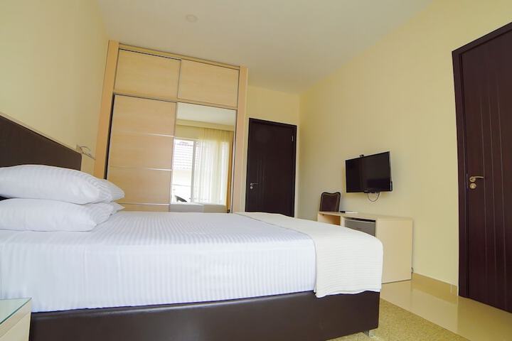 Room 21 of 69