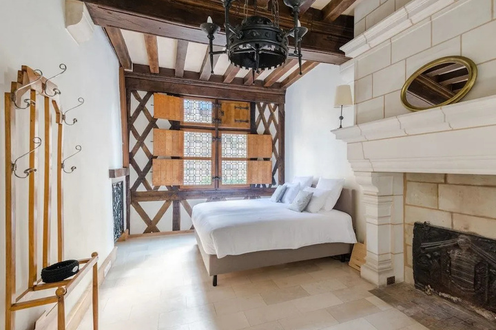 Room 3 of 14